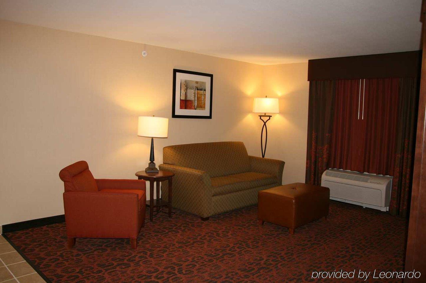 Hampton Inn & Suites New Castle, Pa Kamer foto