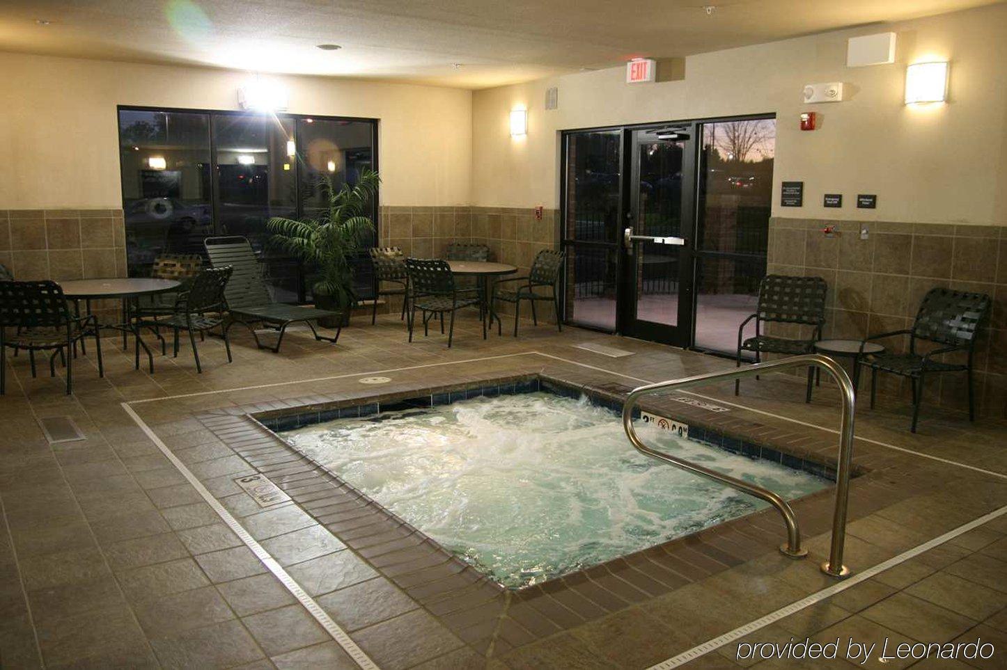 Hampton Inn & Suites New Castle, Pa Faciliteiten foto